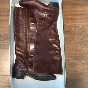 Jessica Simpson boots 7 new